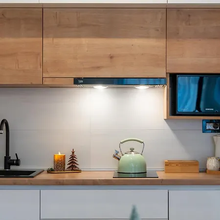 Golden Time Апартаменты *